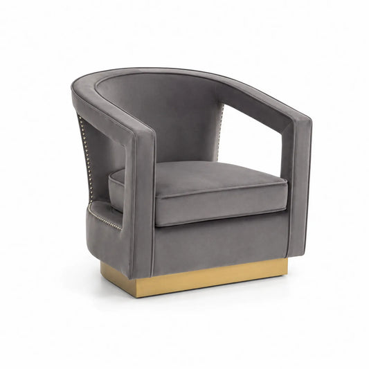 Poltrona in velluto grigio con base in metallo